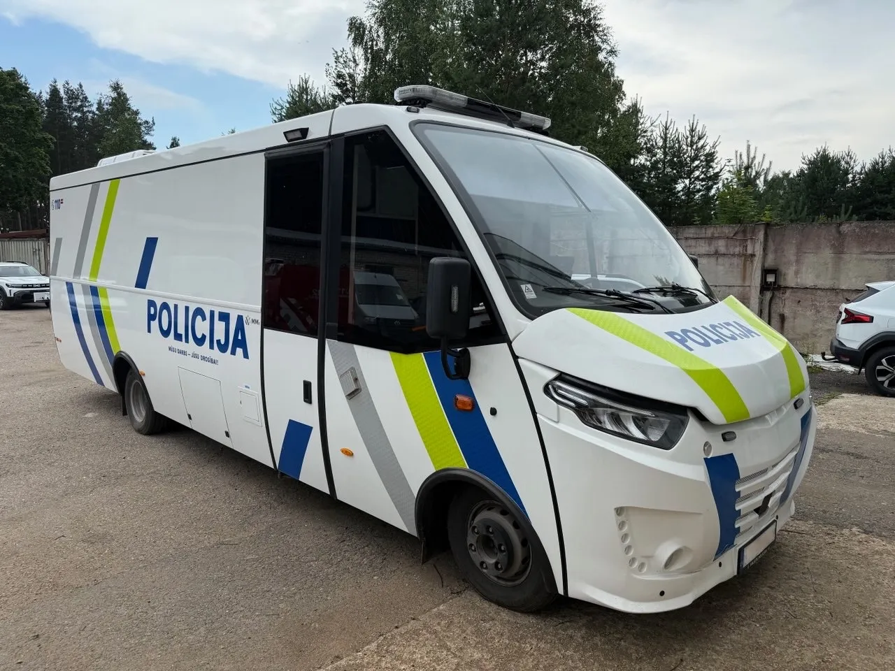 Autobusi ieslodzīto pārvadāšanai